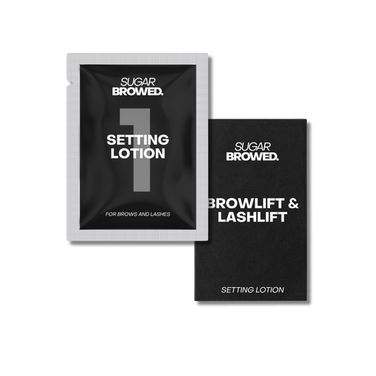 Perfectly lifted lashes and brows for a natural, defined look. Setting & for lashlift & browlift.