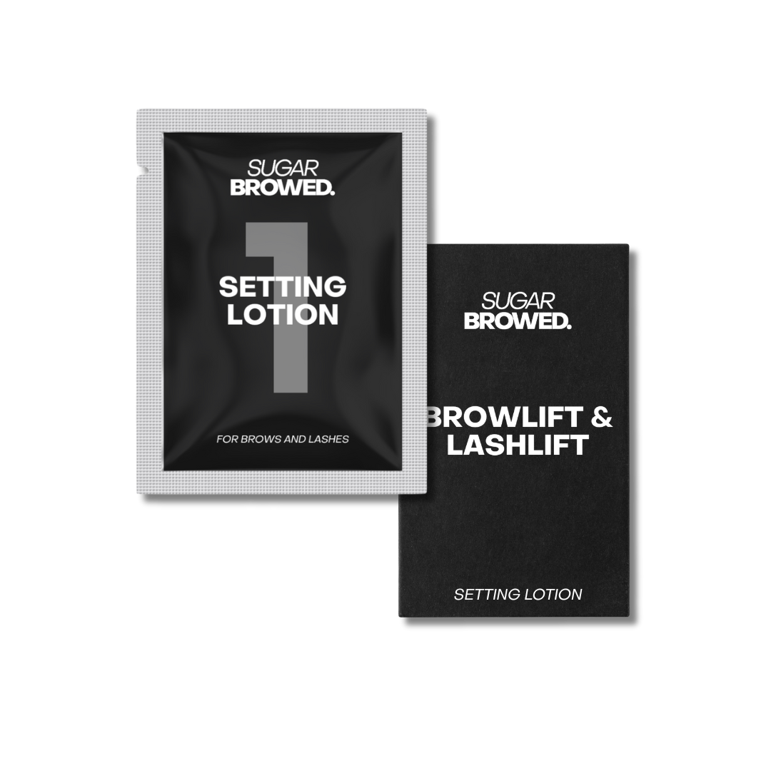 Perfectly lifted lashes and brows for a natural, defined look. Setting & for lashlift & browlift.