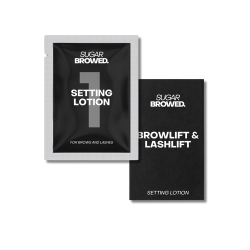 Perfectly lifted lashes and brows for a natural, defined look. Setting & for lashlift & browlift.